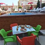 Sunrise Cameria Hotel