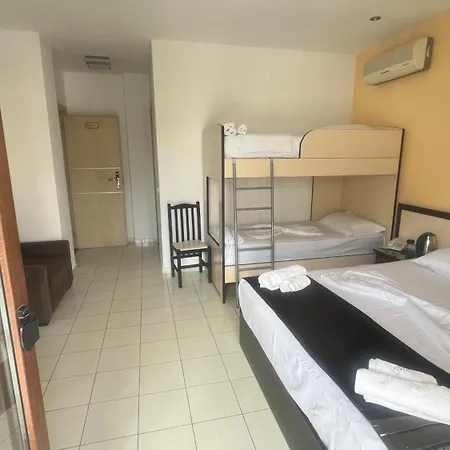 Sunrise Cameria Szálloda 3*