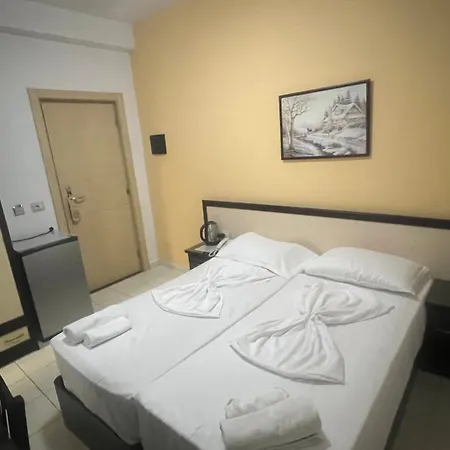 Sunrise Cameria Szálloda 3*