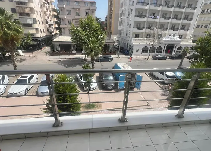 Hotel Sunrise Cameria