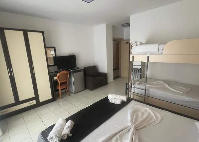 Sunrise Cameria 3* Dıraç