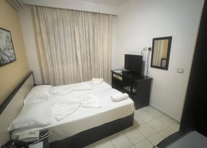 Otel Sunrise Cameria