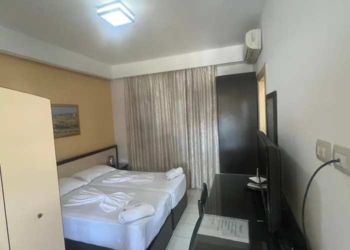 Otel Sunrise Cameria 3*