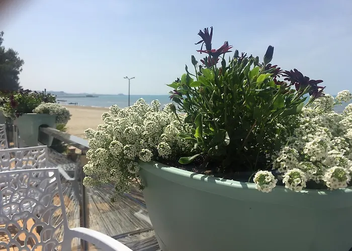 Sunrise Cameria Durrës